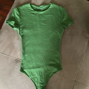 Abercrombie short sleeve seamless green bodysuit